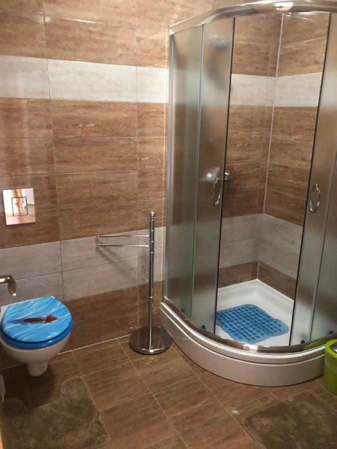 Apartment & Rooms Thomas 科雷尼察 外观 照片