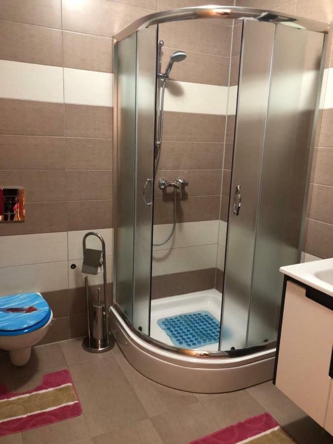 Apartment & Rooms Thomas 科雷尼察 外观 照片